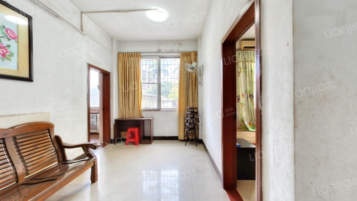 华垒大厦二手房实景图