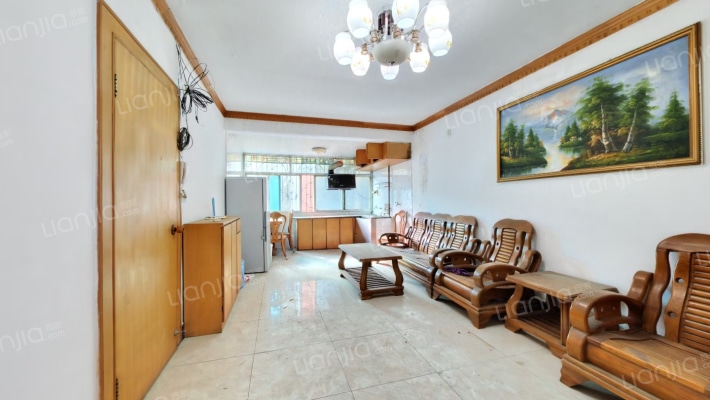 松山路57号二手房实景图