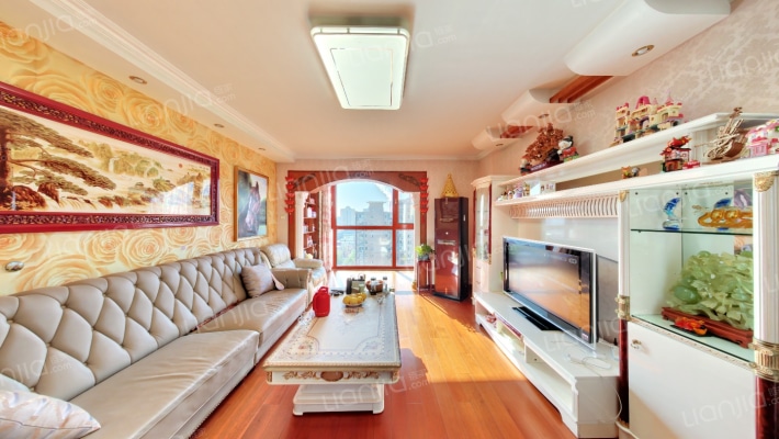 御景山二手房实景图