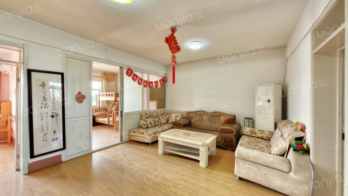 英雄山路52号二手房实景图