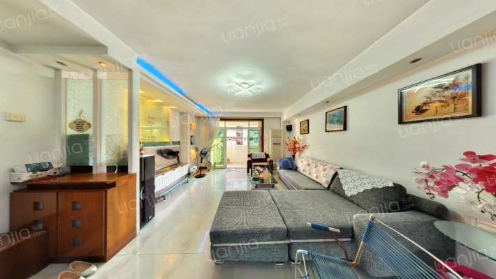 傲梅苑二手房实景图