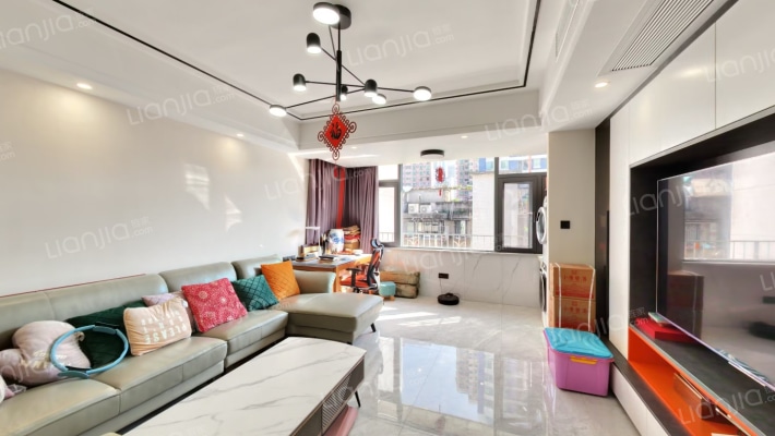 边防局大院二手房实景图