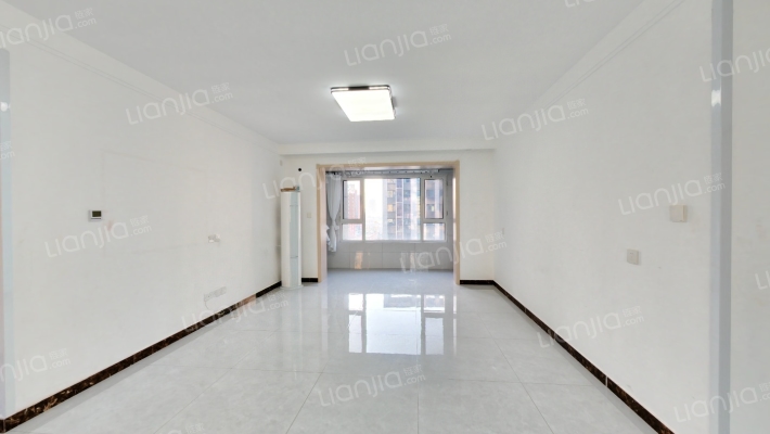 东胜珑悦园二手房实景图