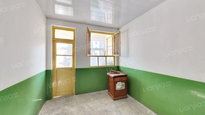 农械厂家属楼二手房实景图