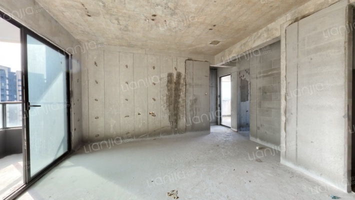 泰丰金凤园二手房实景图