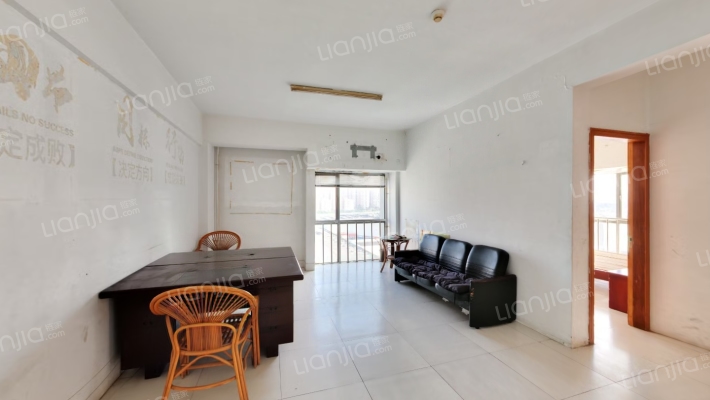 塘南招商城二手房实景图