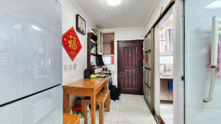 沙子口路72号二手房实景图