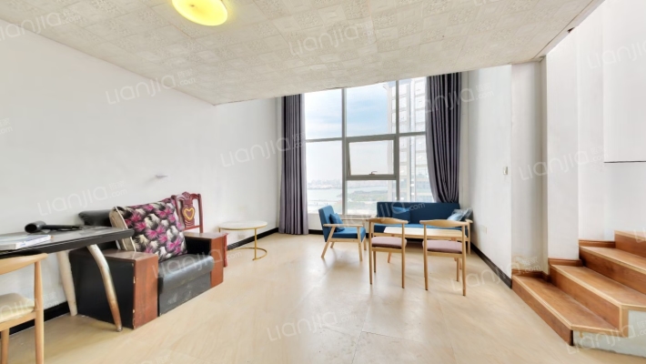 艾溪湖一号二手房实景图