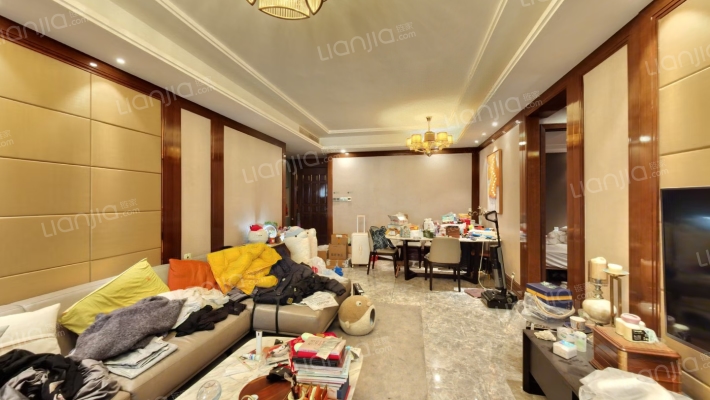 恒大翡翠华庭C区二手房实景图