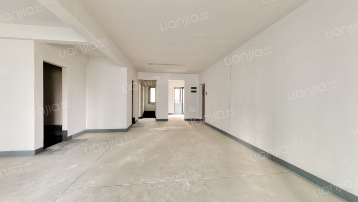 岸芷汀兰二手房实景图