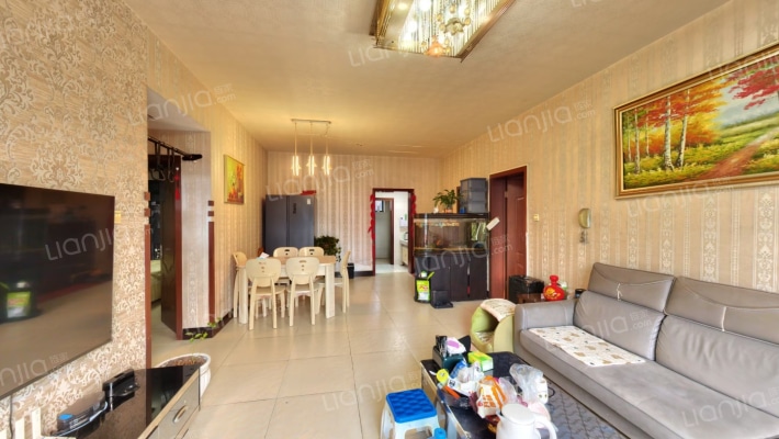 城南春天二手房实景图