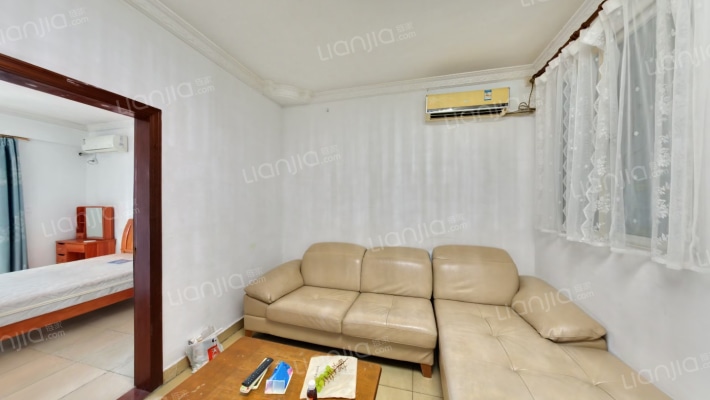 金阳商贸广场二手房实景图