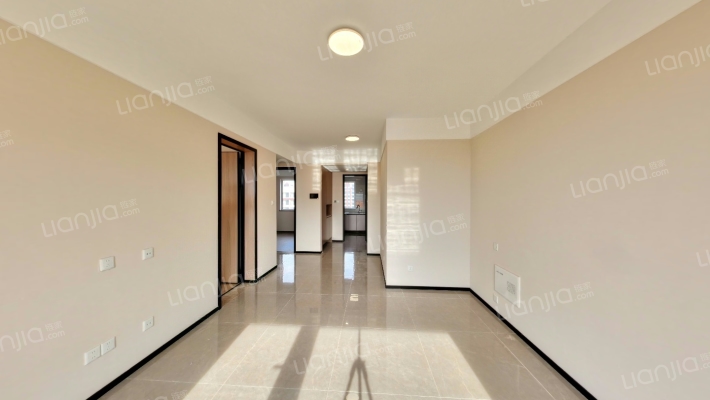 泰达星辰四季二手房实景图