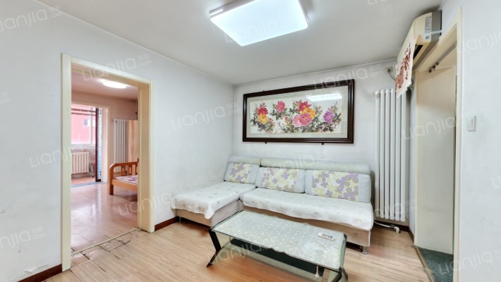 郁花园一里二手房实景图