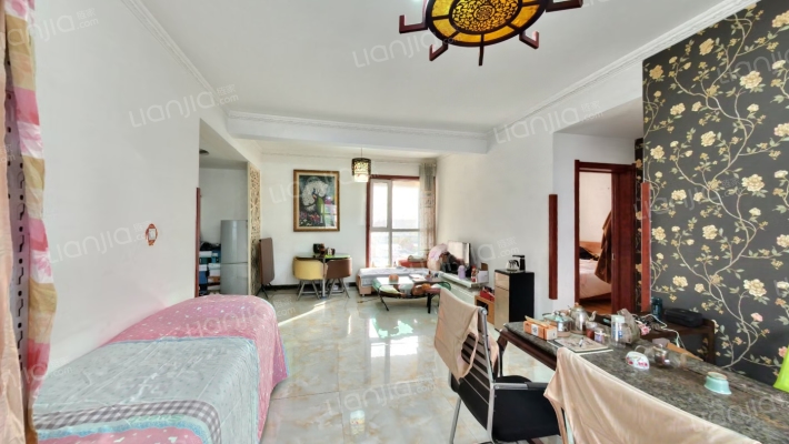 拉美首郡二手房实景图