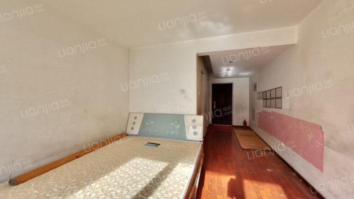 恒盛波尔多小镇南区二手房实景图