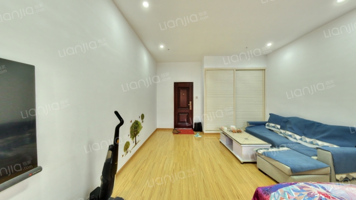 万宇汽车五金博览中心二手房实景图