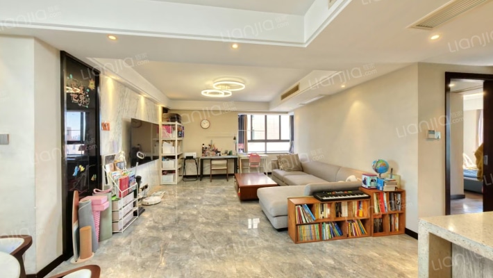 盛博华园二手房实景图