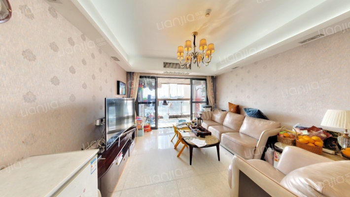 隆泰逸品君庭二手房实景图