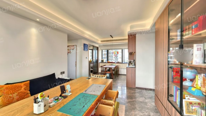 越秀大学星汇城二手房实景图