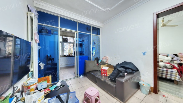 陕建八公司十八号院住宅小区二手房实景图