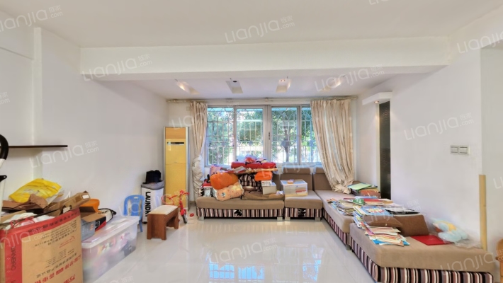 金屏新苑小区二手房实景图