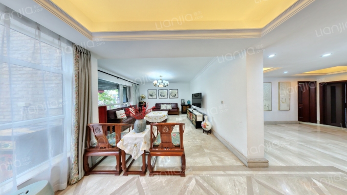 半城中央二手房实景图