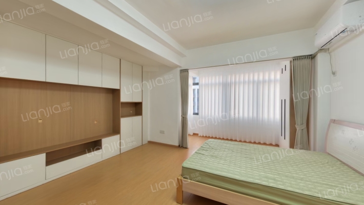 中奇大厦二手房实景图