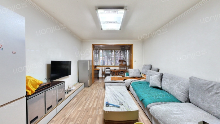 新园社区二手房实景图