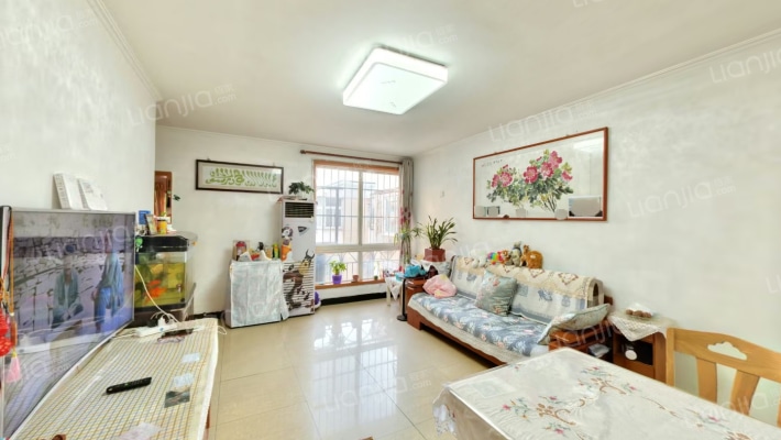 建欣苑二里二手房实景图