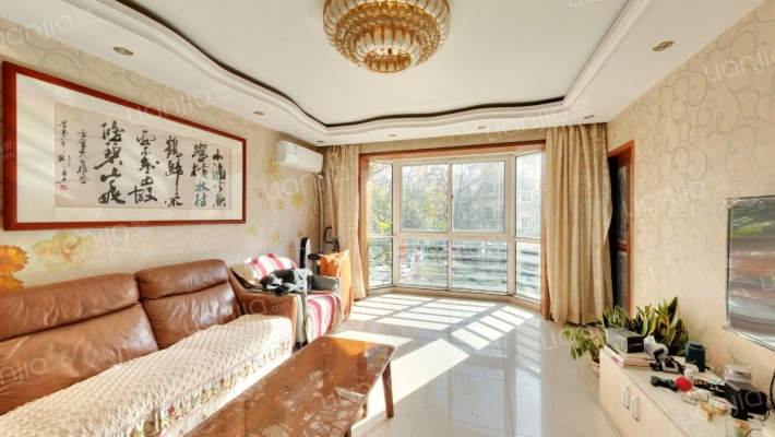 芳源里二手房实景图