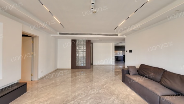 富卓花园二手房实景图