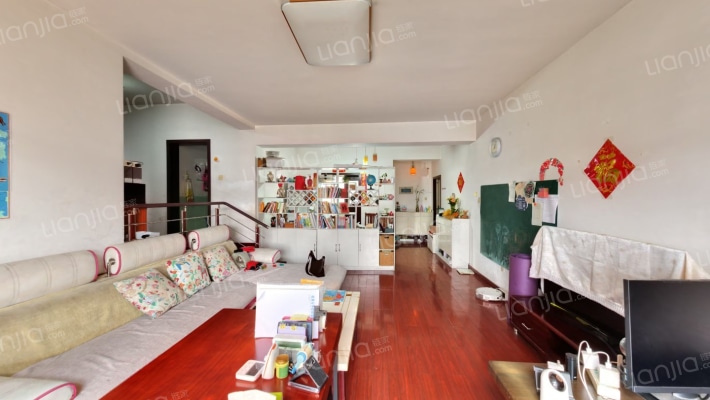 丹枫庭院二手房实景图