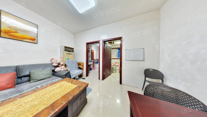 西城公寓二手房实景图