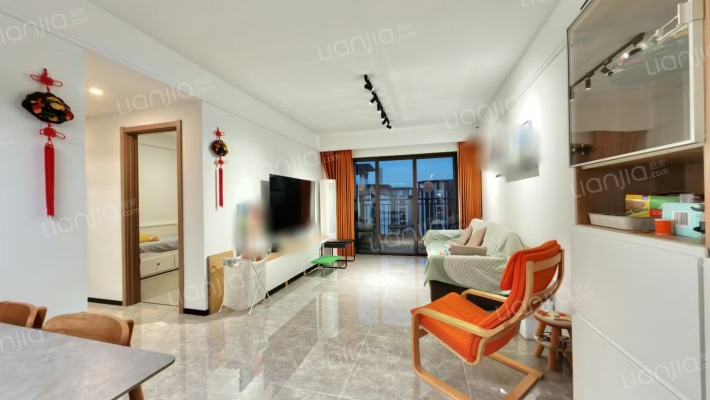 龙光·玖悦城二手房实景图