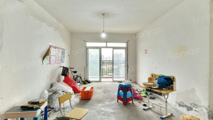 天湖国际二手房实景图