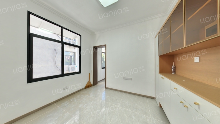 水保局宿舍二手房实景图