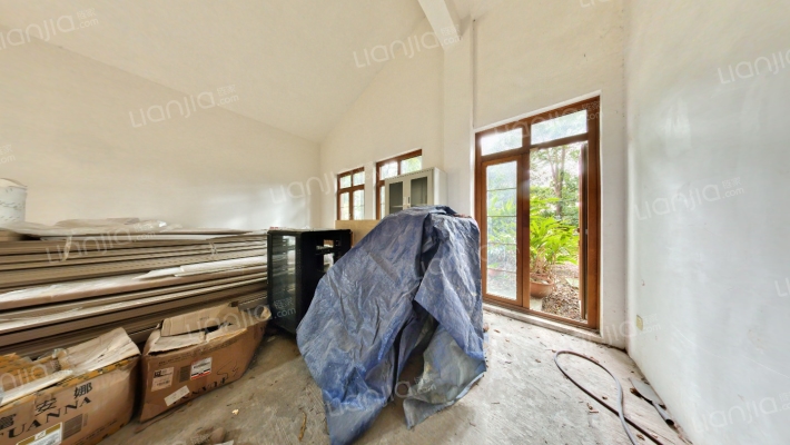 麓山国际香溪堤二手房实景图