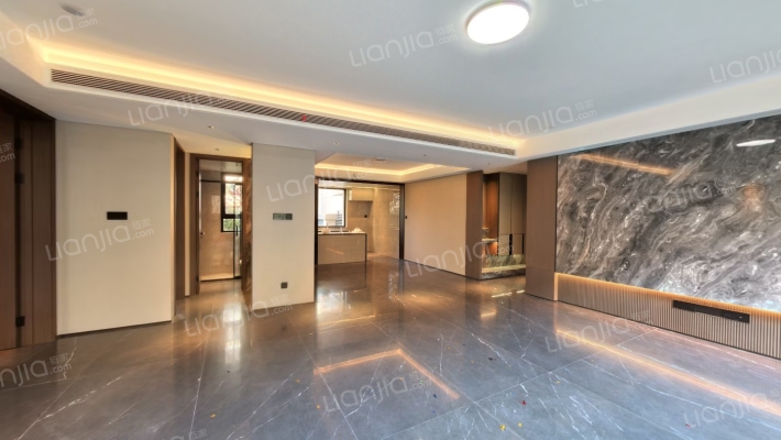 中海峯叁號院二手房实景图