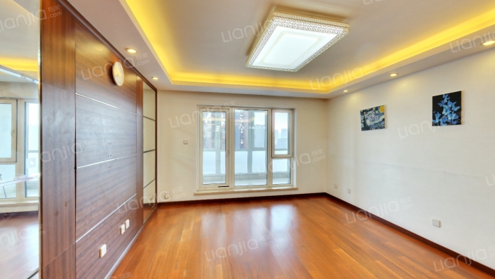 万科城五期二手房实景图