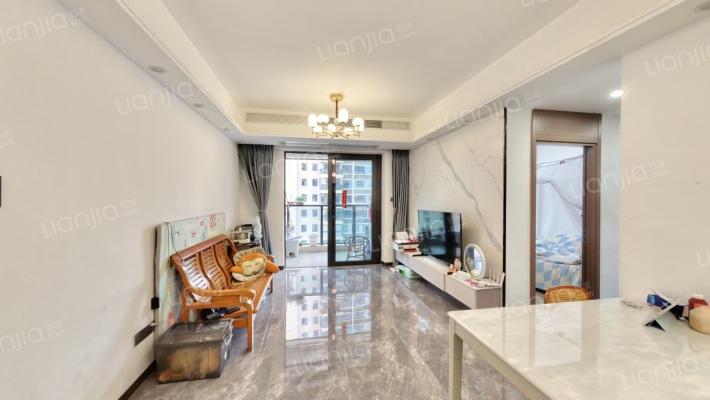 巨基·四季名苑二手房实景图