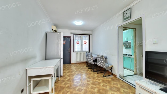 青塔南里二手房实景图