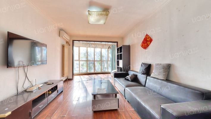 万润风景二手房实景图