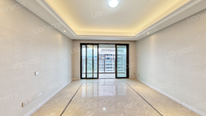 蓝绸带社区二手房实景图