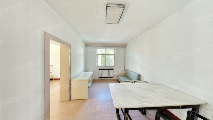 东方社区101街坊二手房实景图