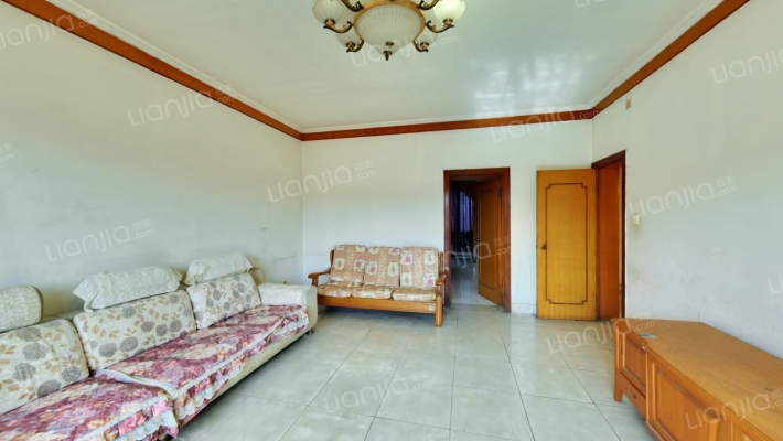 航天路236号院二手房实景图