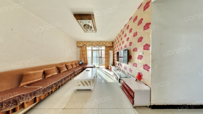 清华大溪地五号院二手房实景图