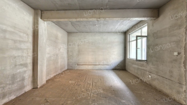 凤城花园二手房实景图