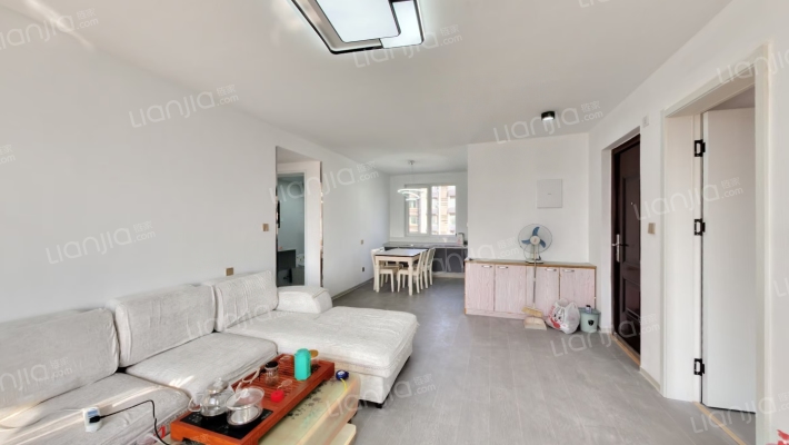 海信波尔多小镇二手房实景图