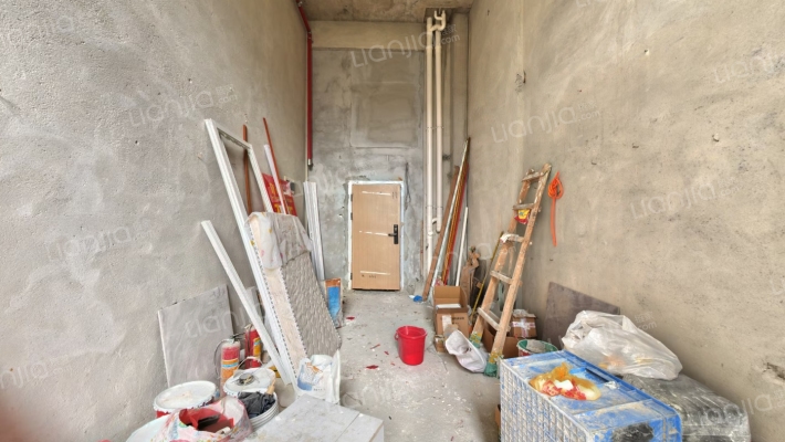 湖景12二手房实景图